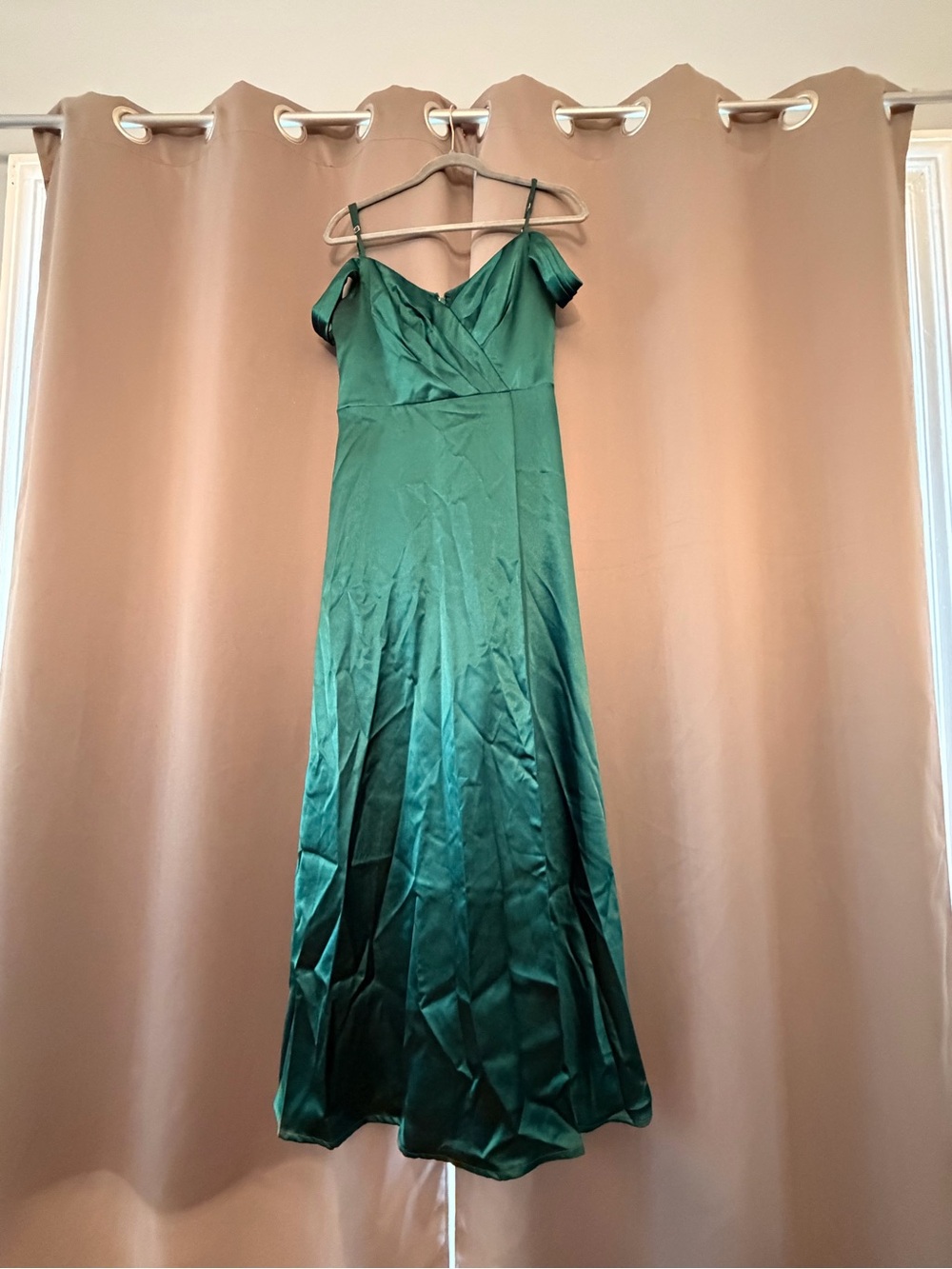 AZAZIE Elegant Forest Green Off-Shoulder Evening Dress